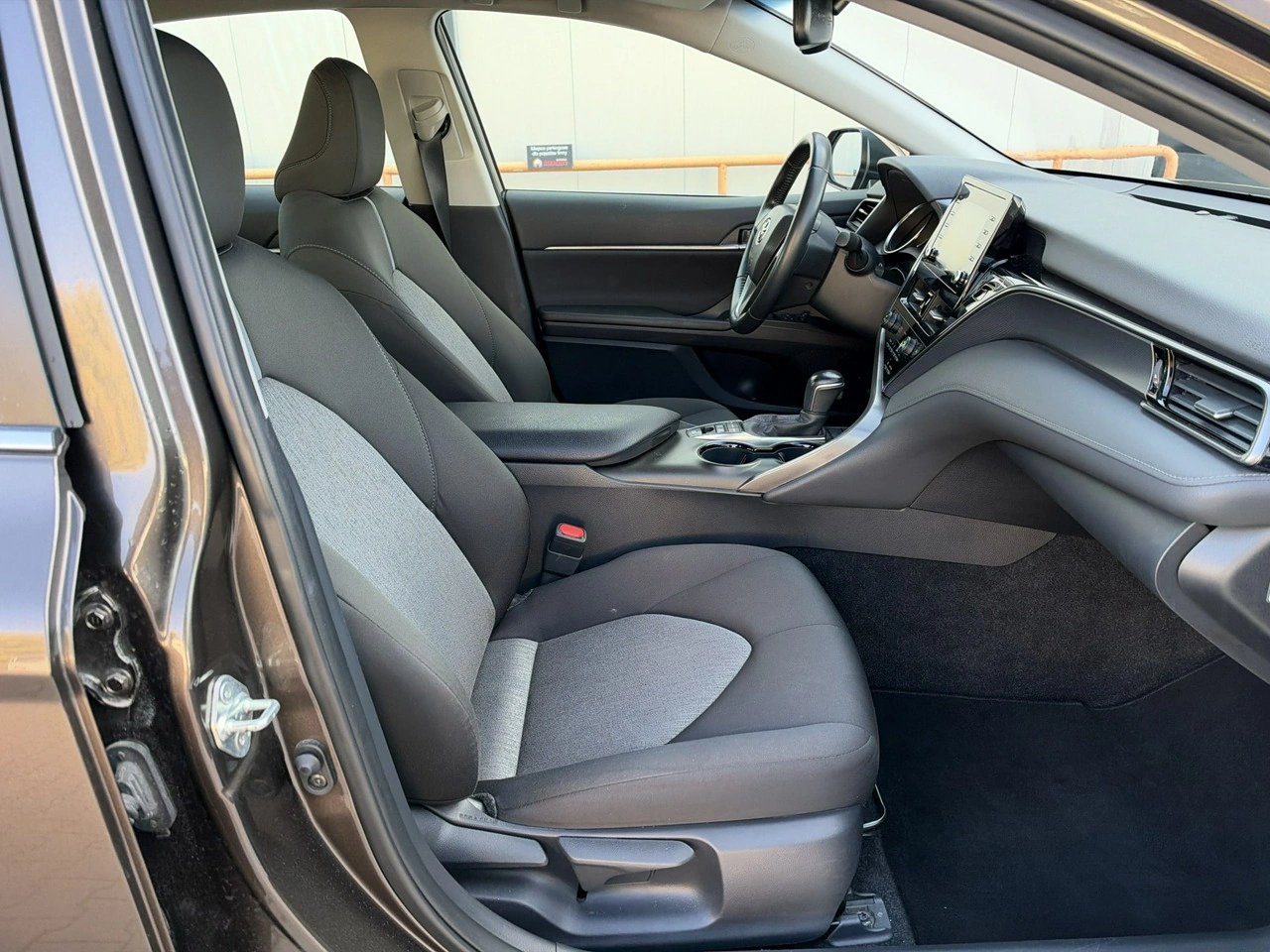 Toyota Camry - Zdjęcie 18