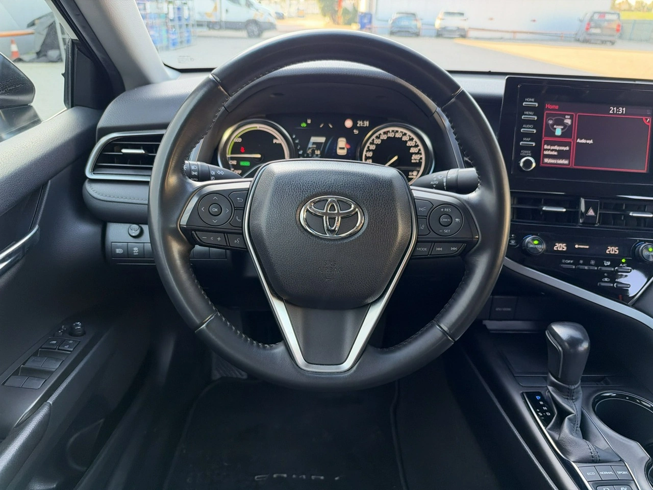 Toyota Camry - Zdjęcie 23