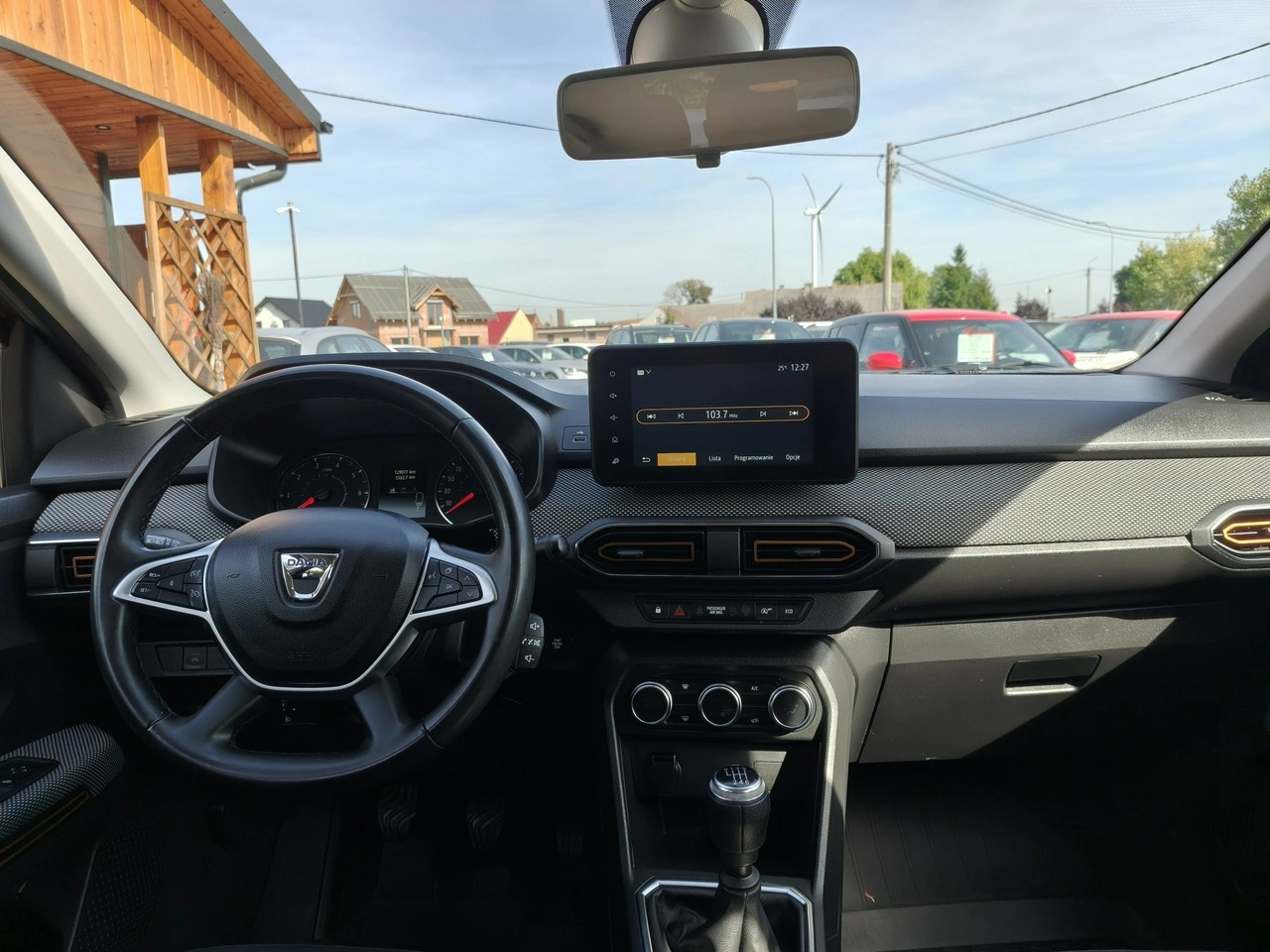Dacia Sandero - Zdjęcie 27