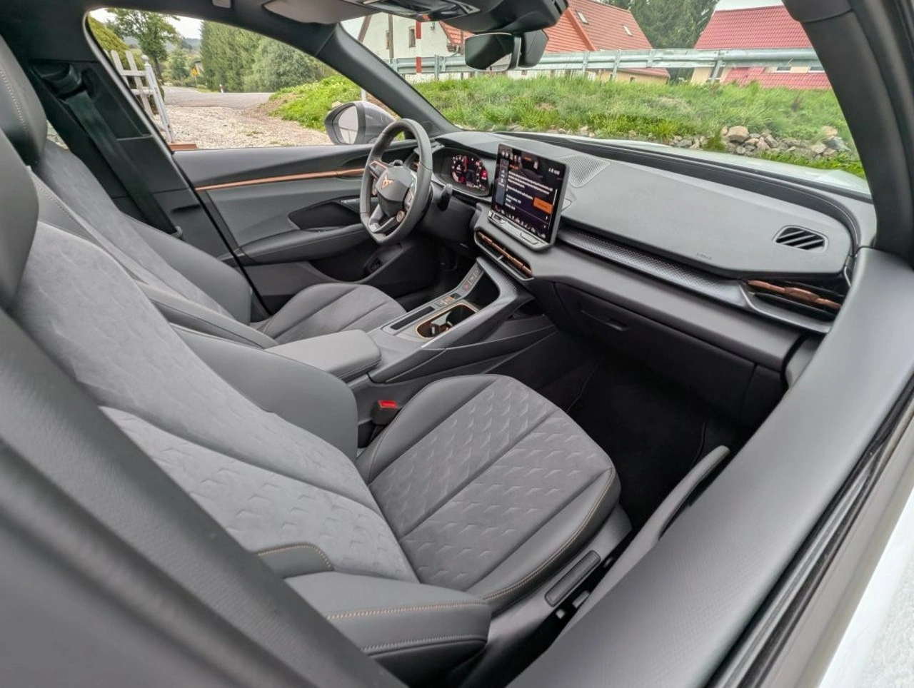 Cupra Terramar - Zdjęcie 3