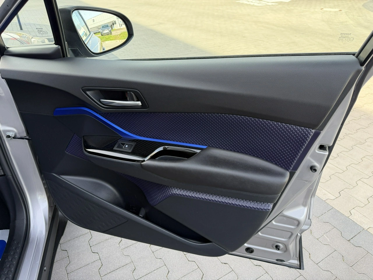 Toyota C-HR - Zdjęcie 31