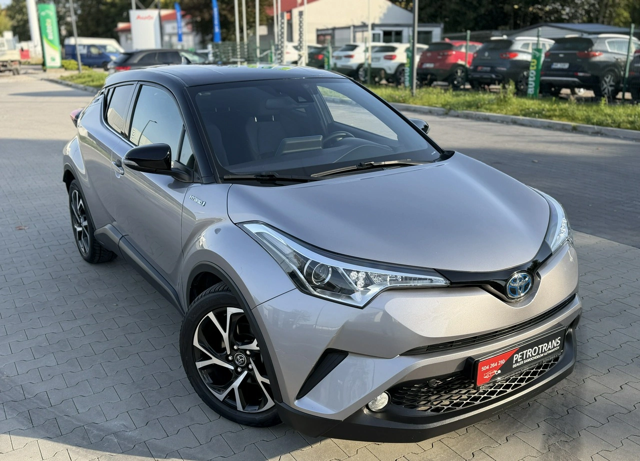 Toyota C-HR - Zdjęcie 12