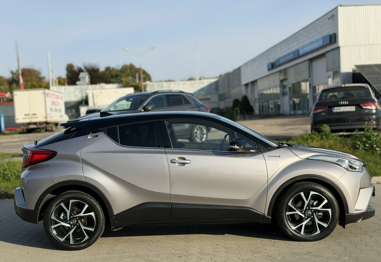 Toyota C-HR - Zdjęcie 10