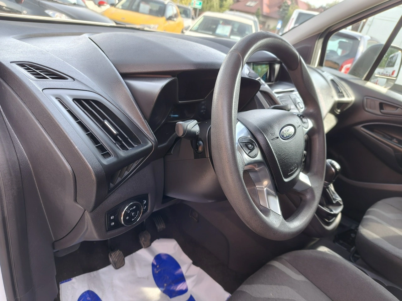 Ford Transit Connect - Zdjęcie 11