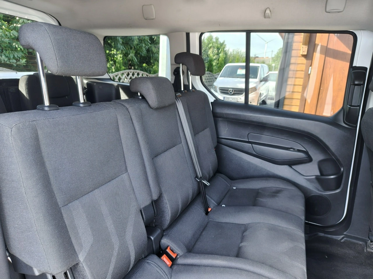 Ford Transit Connect - Zdjęcie 22