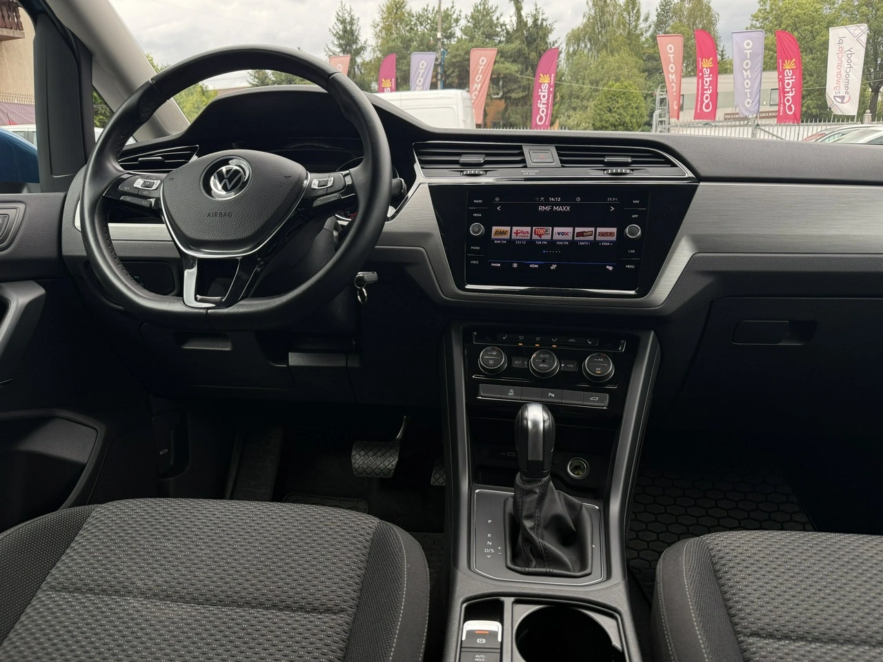 Volkswagen Touran - Zdjęcie 11