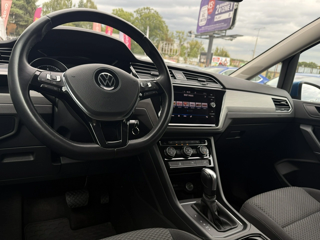 Volkswagen Touran - Zdjęcie 13