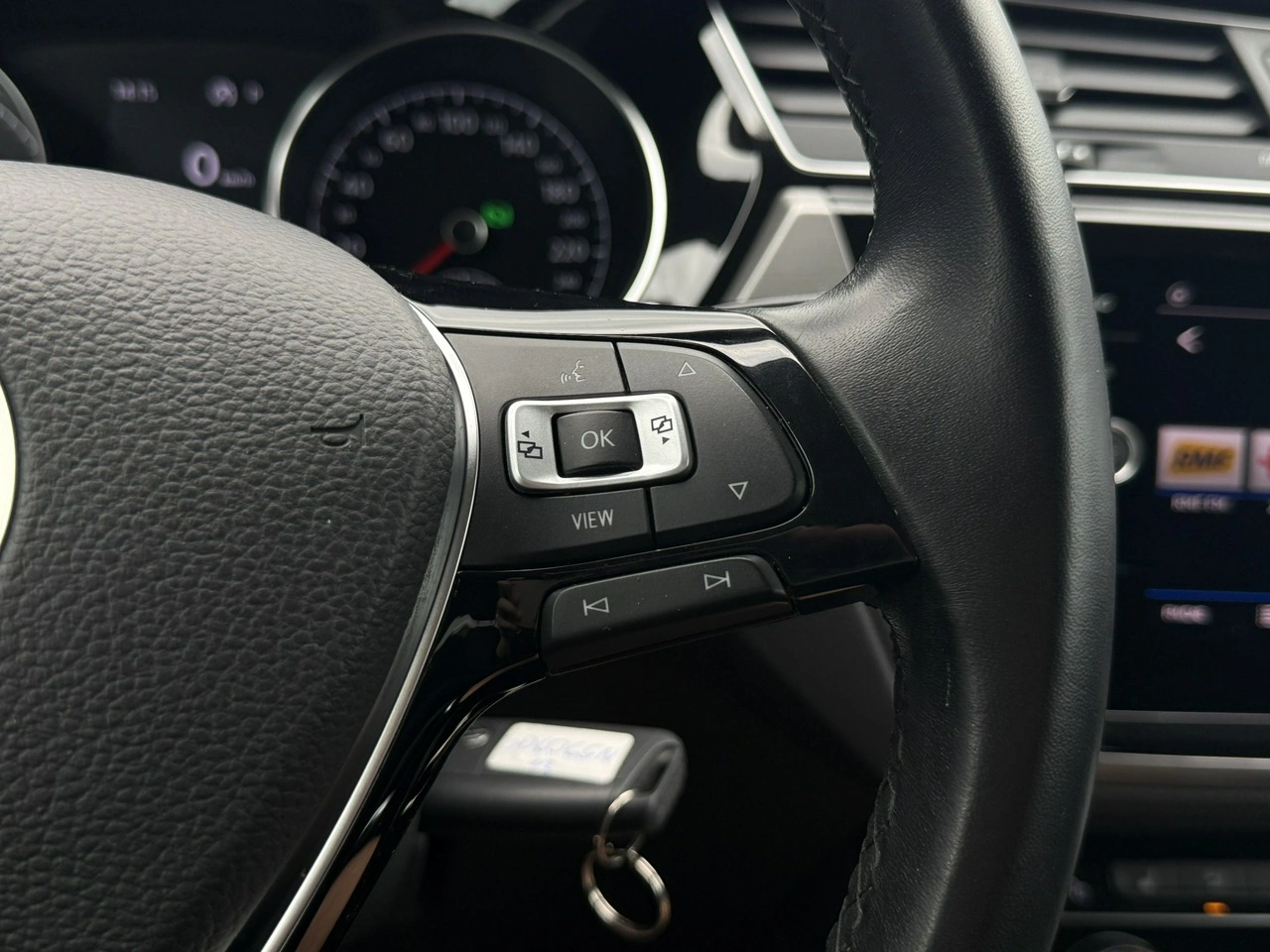 Volkswagen Touran - Zdjęcie 15