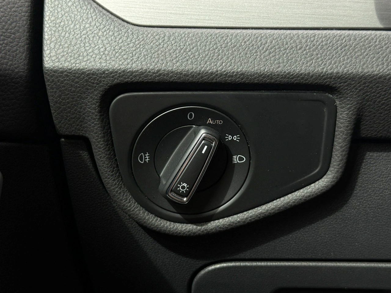 Volkswagen Touran - Zdjęcie 28