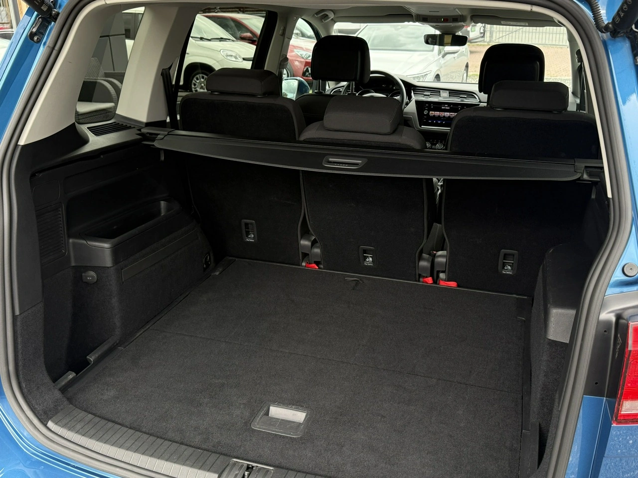 Volkswagen Touran - Zdjęcie 35