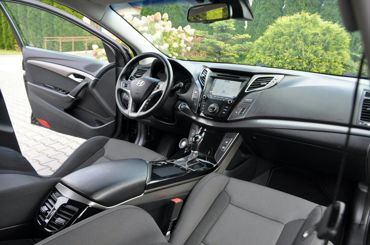 Hyundai i40 - Zdjęcie 25