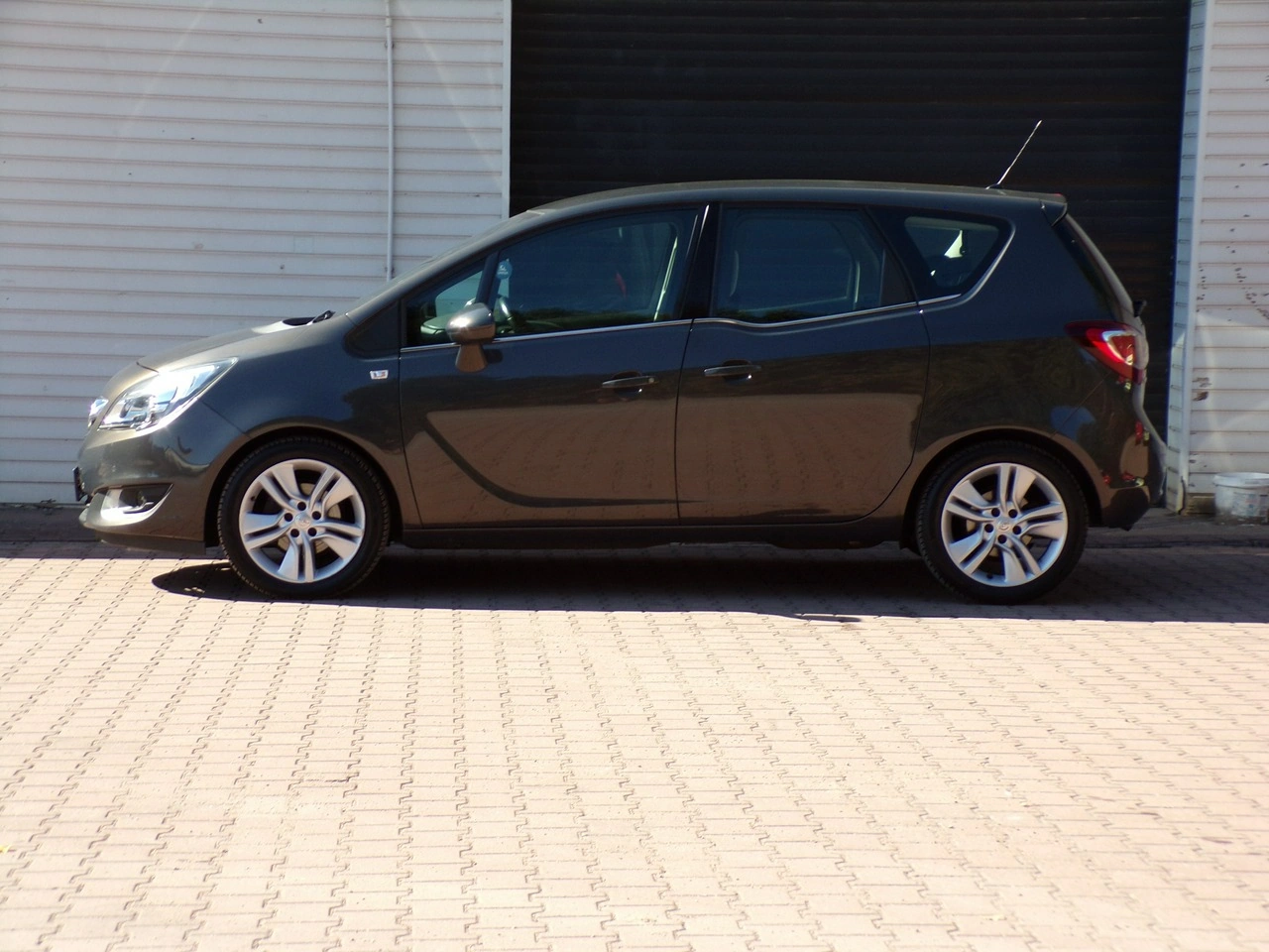 Opel Meriva - Zdjęcie 8