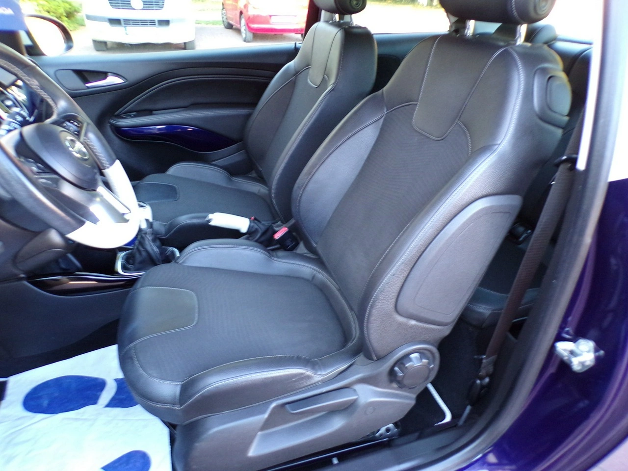 Opel Adam - Zdjęcie 24