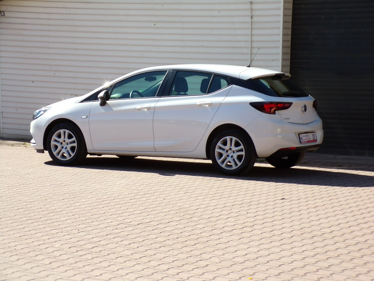 Opel Astra - Zdjęcie 9