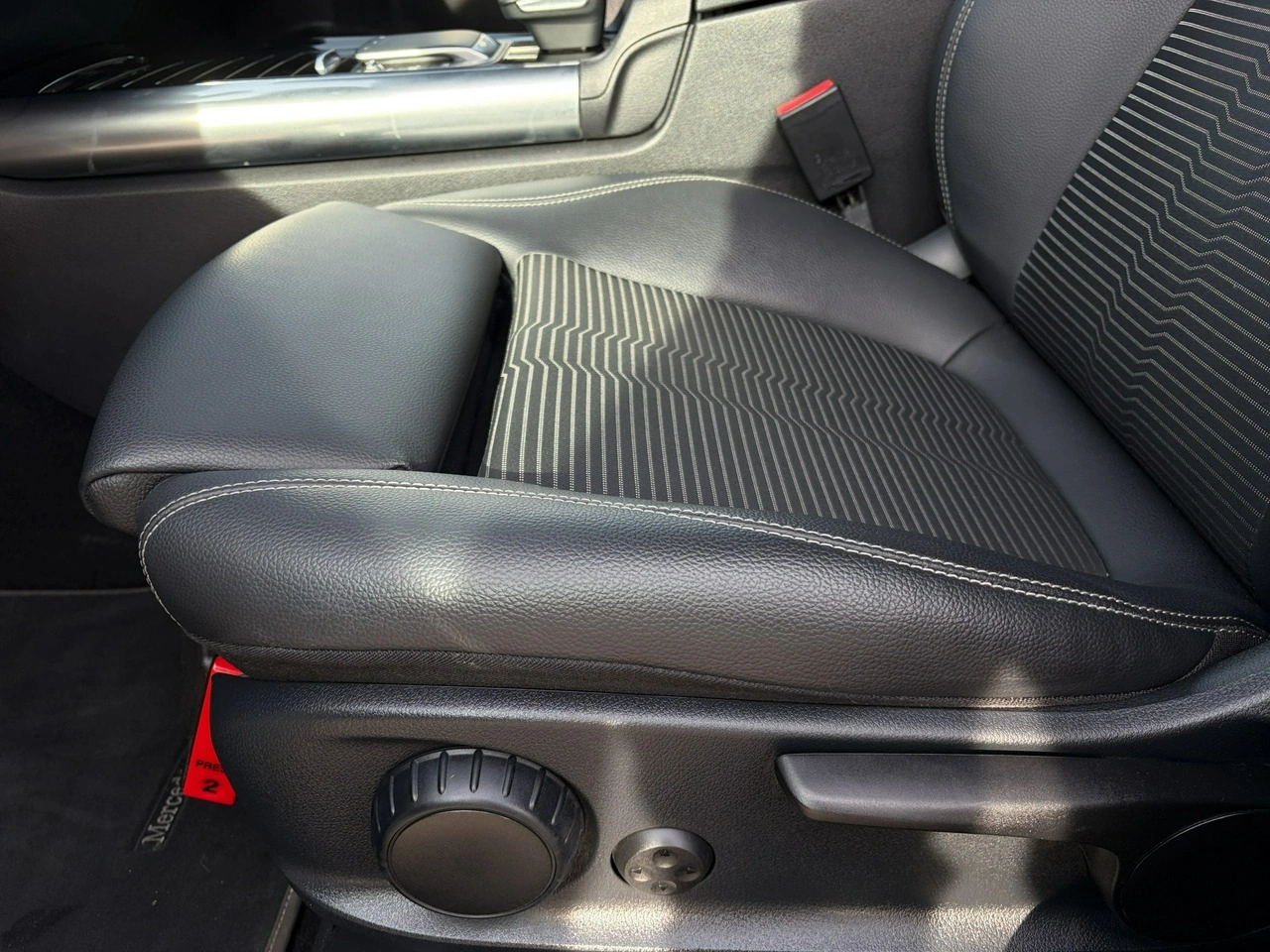 Mercedes GLA 200 - Zdjęcie 11