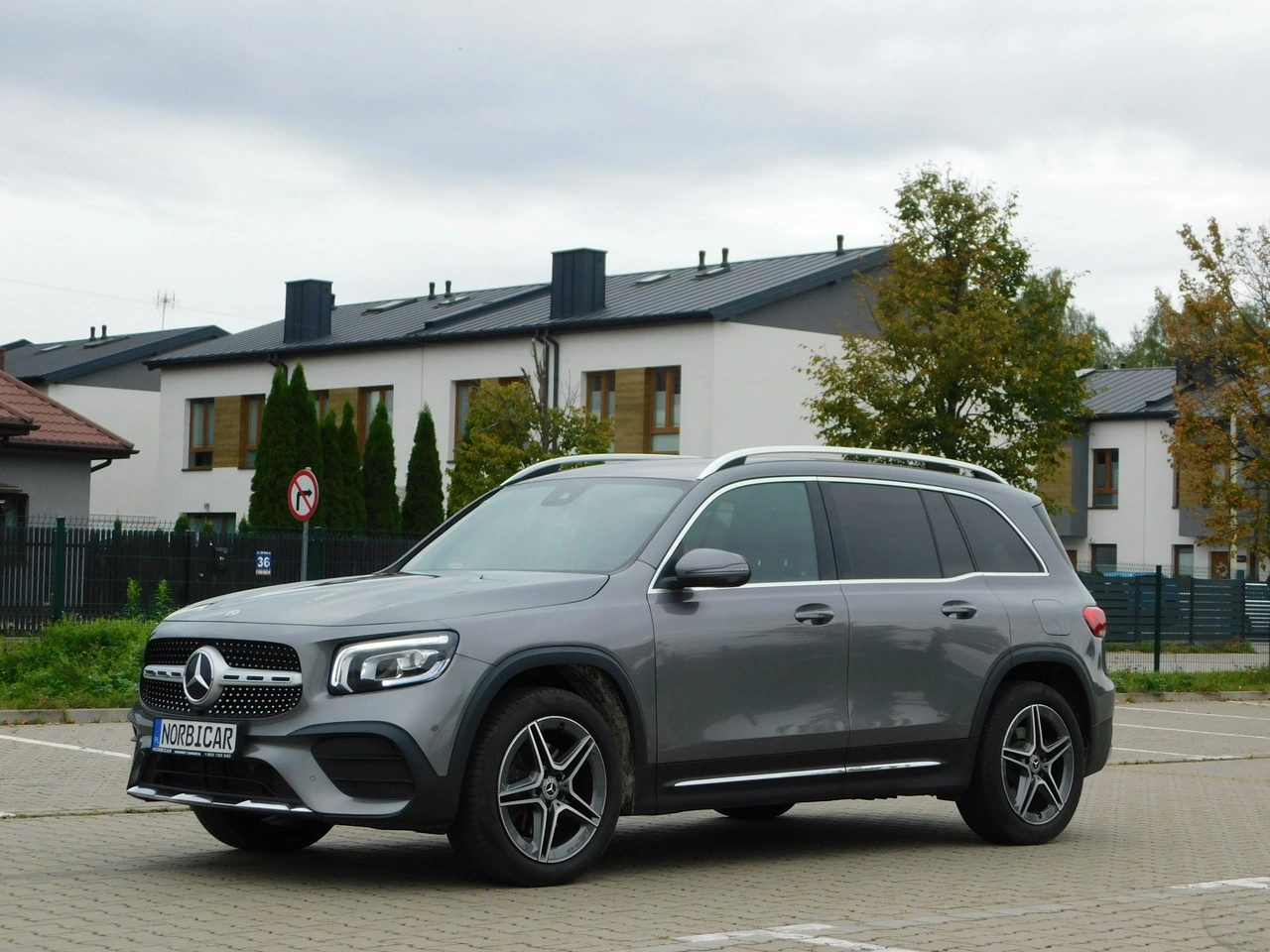 Mercedes GLB - Zdjęcie 21
