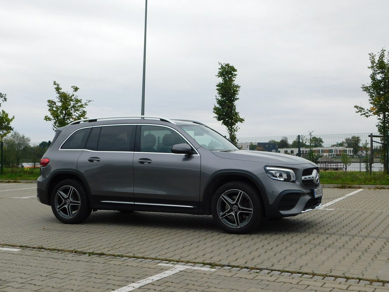 Mercedes GLB - Zdjęcie 3