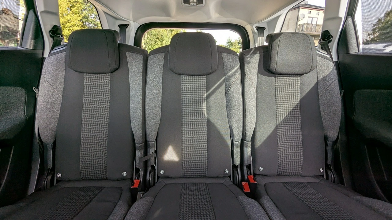Peugeot 5008 - Zdjęcie 16