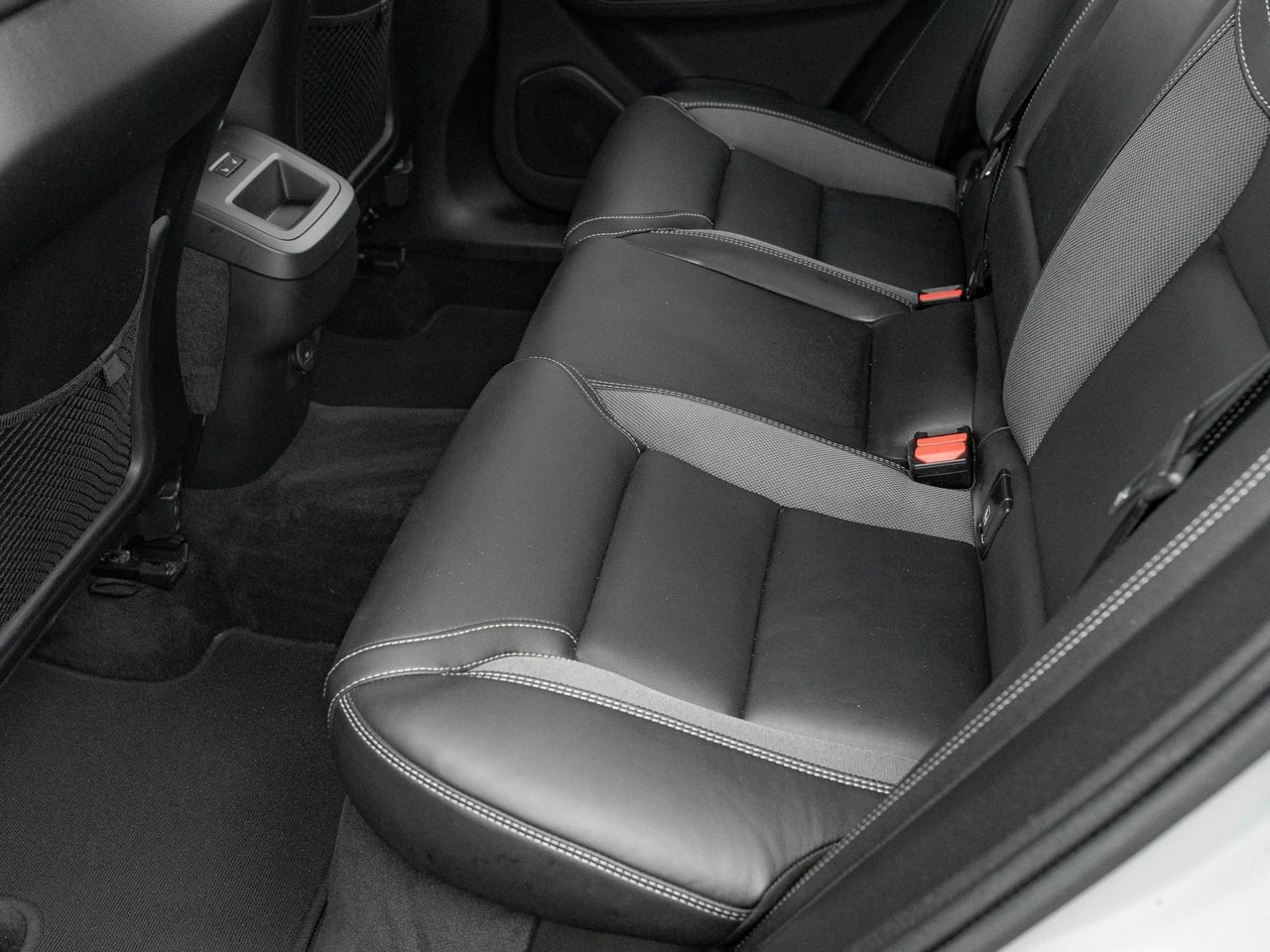 Volvo XC 60 - Zdjęcie 24