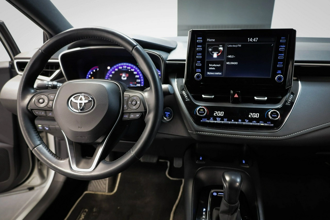 Toyota Corolla - Zdjęcie 24