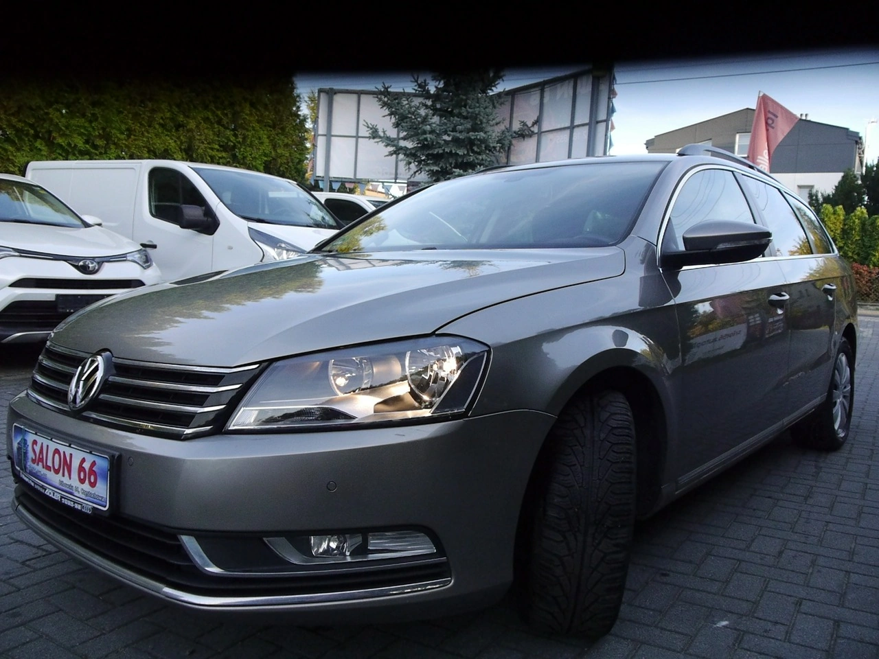 Volkswagen Passat Variant - Zdjęcie 7