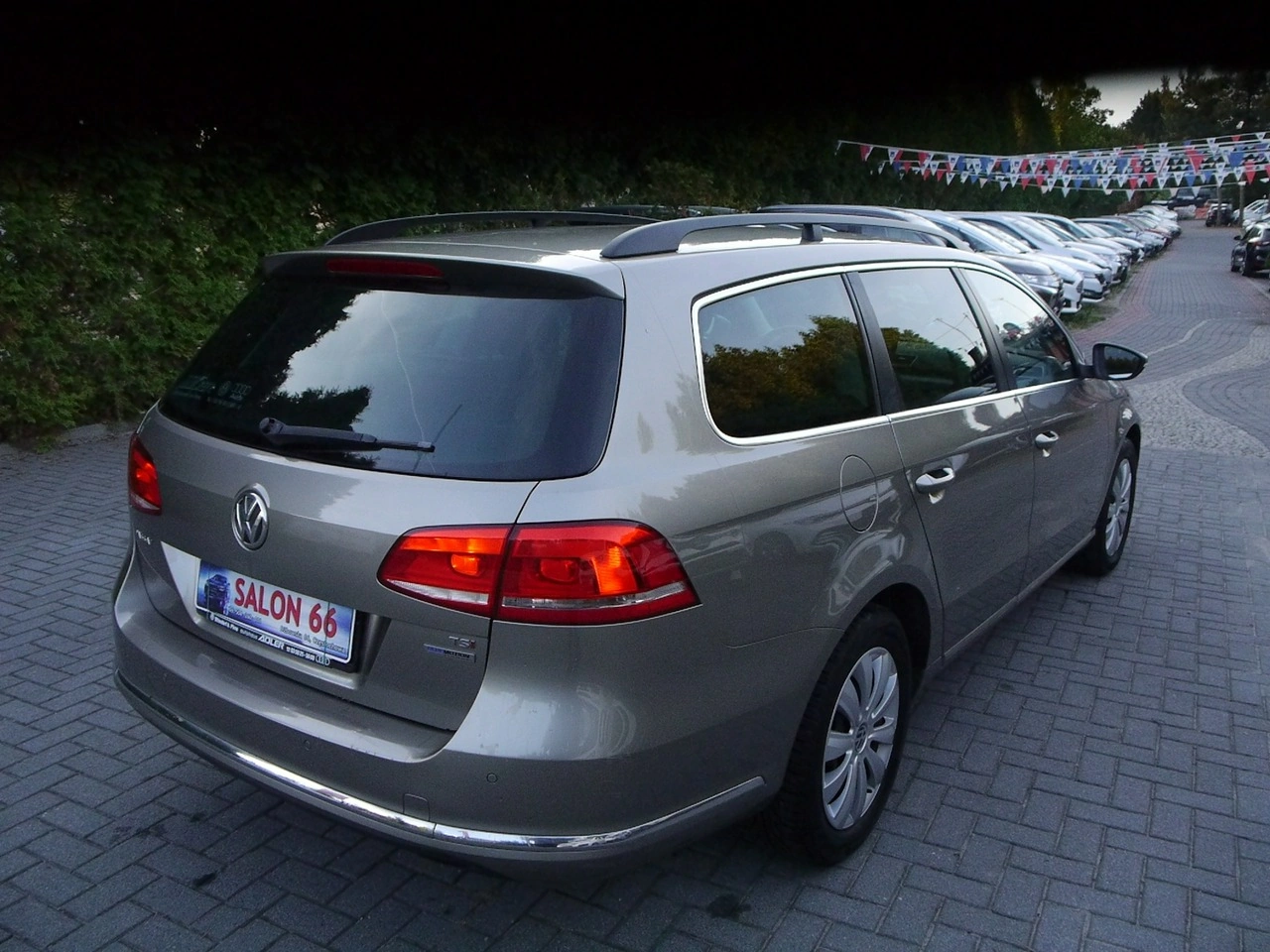Volkswagen Passat Variant - Zdjęcie 4