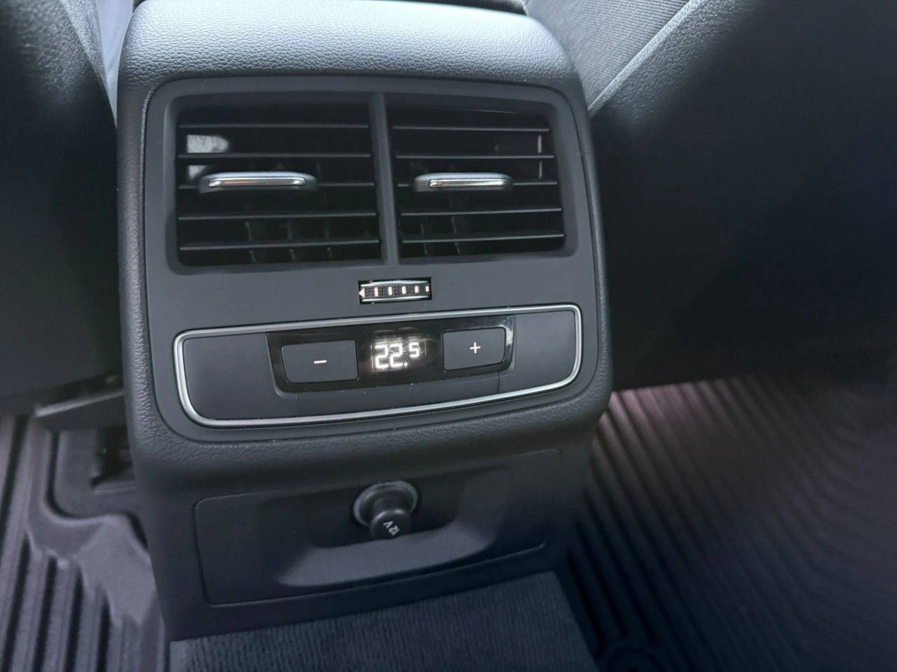 Audi A4 - Zdjęcie 15