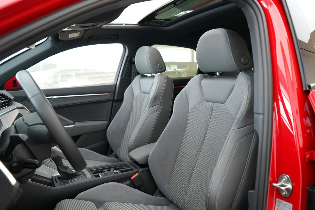 Audi Q3 - Zdjęcie 13