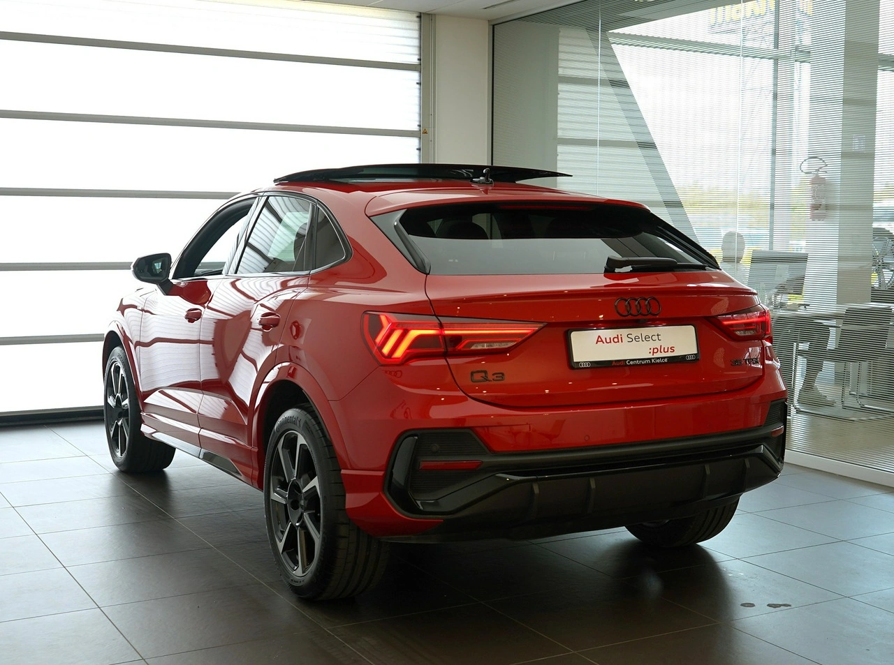 Audi Q3 - Zdjęcie 1