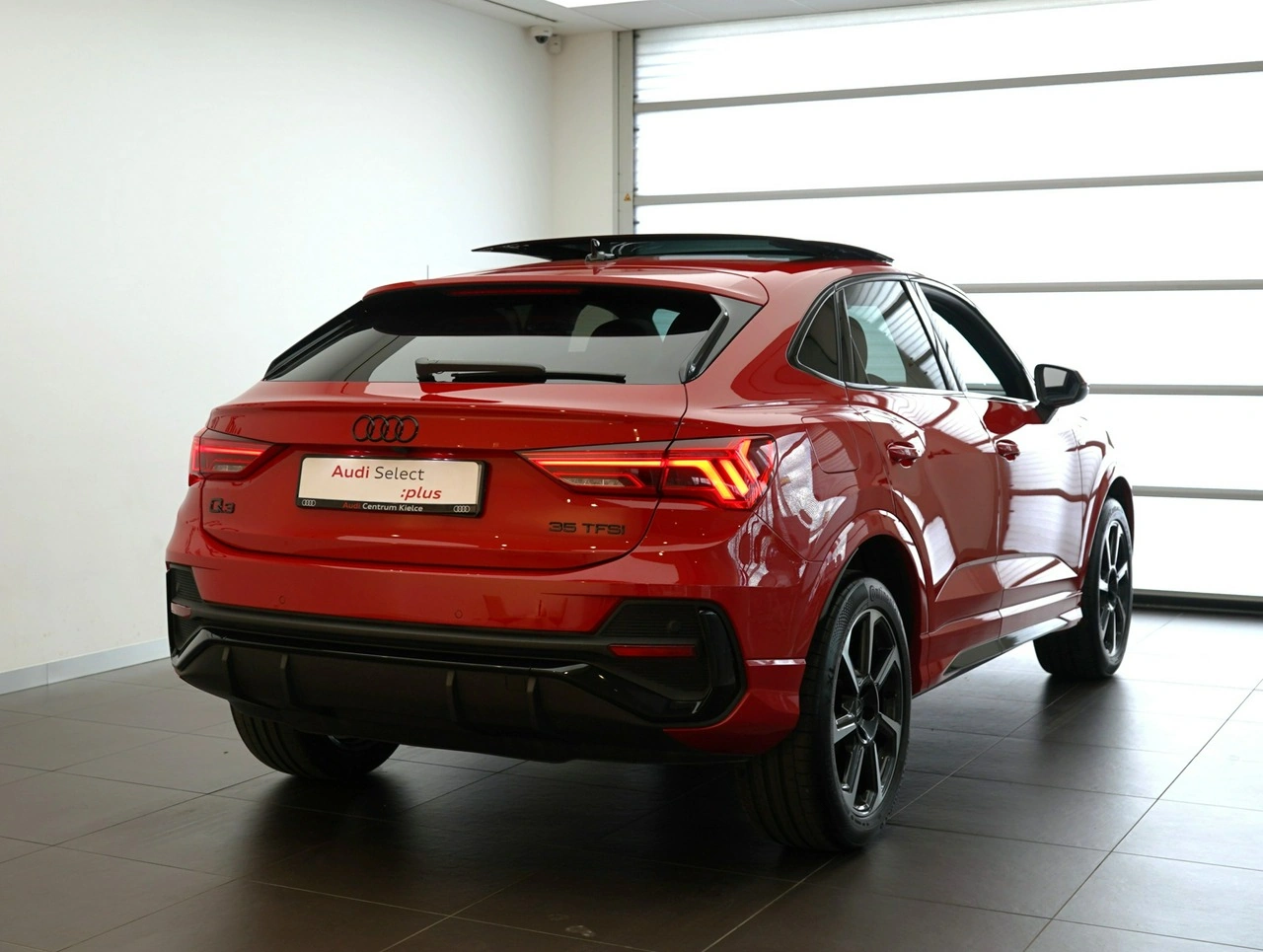 Audi Q3 - Zdjęcie 3