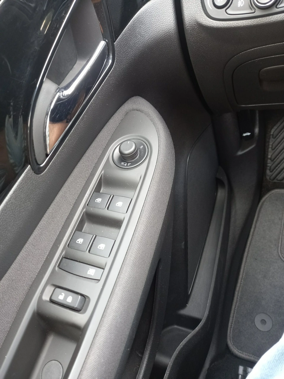 Opel Mokka X - Zdjęcie 36