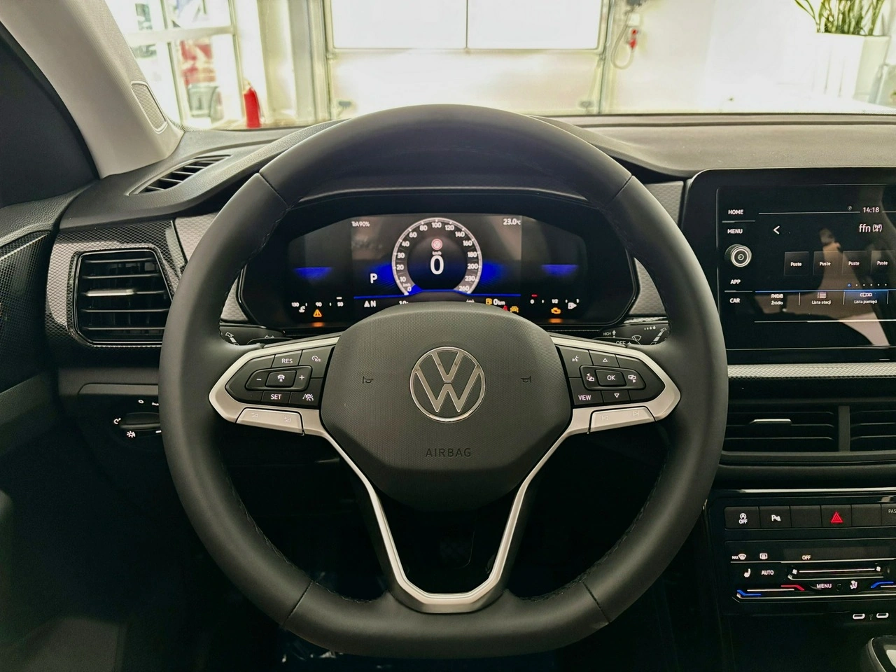 Volkswagen T-Cross - Zdjęcie 9