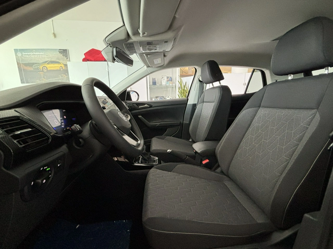 Volkswagen T-Cross - Zdjęcie 12