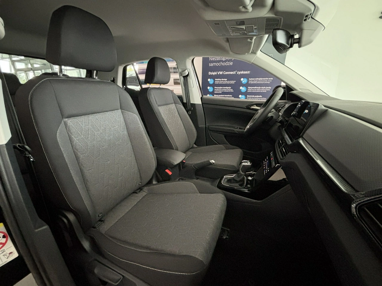 Volkswagen T-Cross - Zdjęcie 17