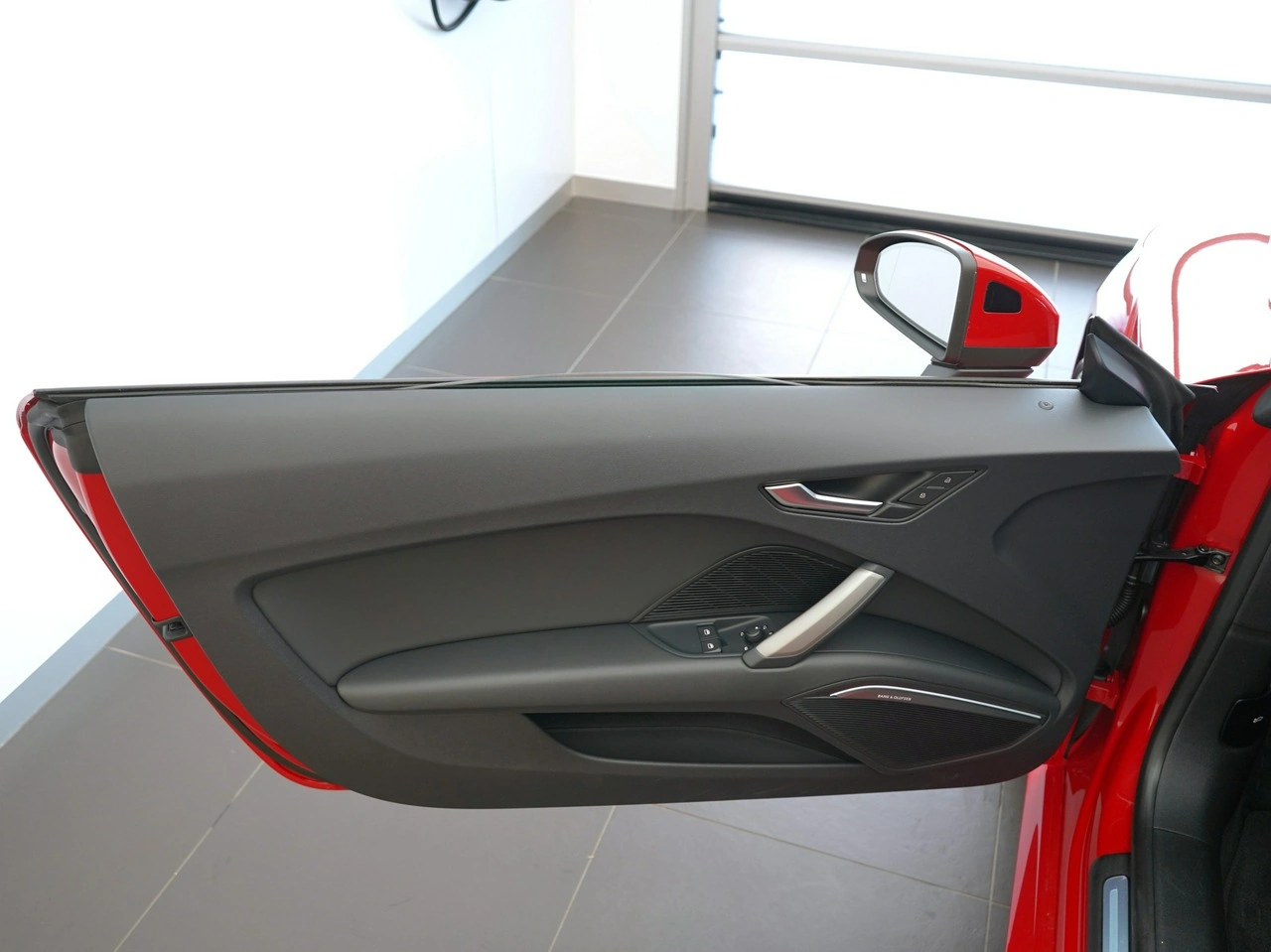 Audi TT - Zdjęcie 10
