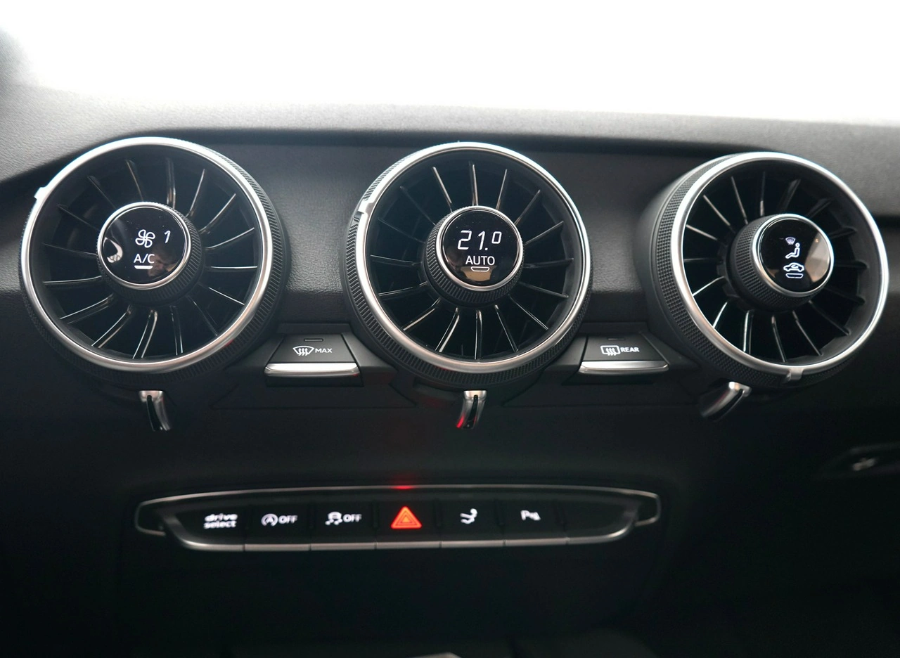 Audi TT - Zdjęcie 17