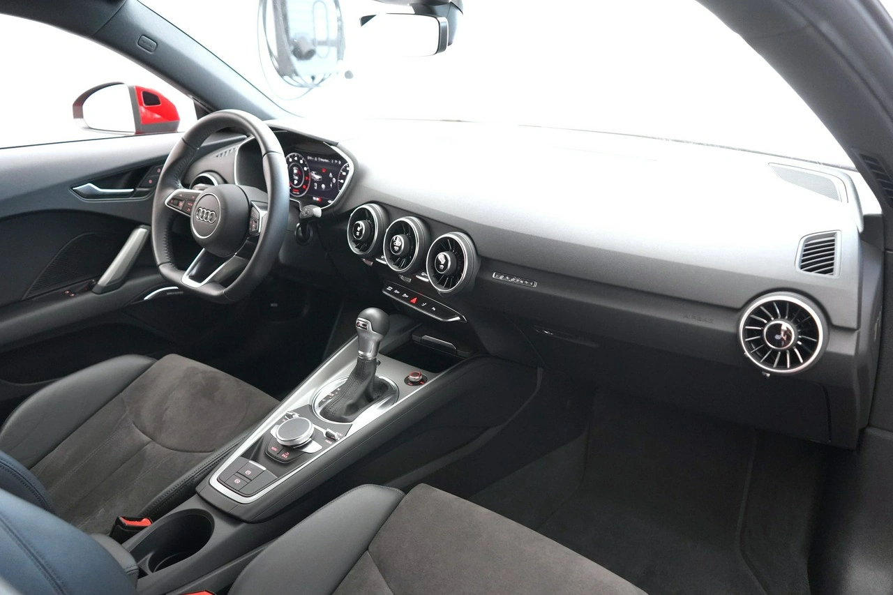 Audi TT - Zdjęcie 24