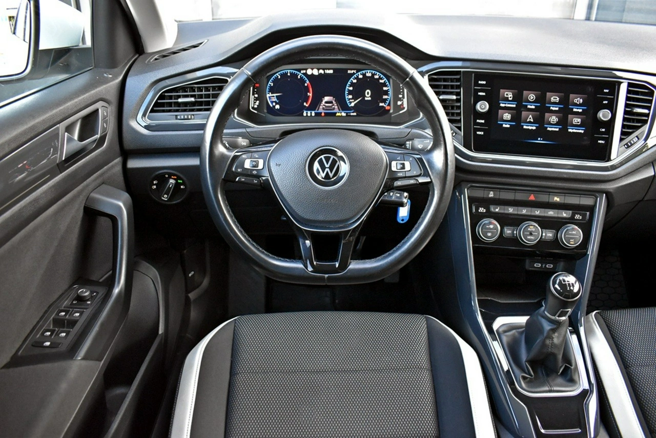 Volkswagen T-Roc - Zdjęcie 13