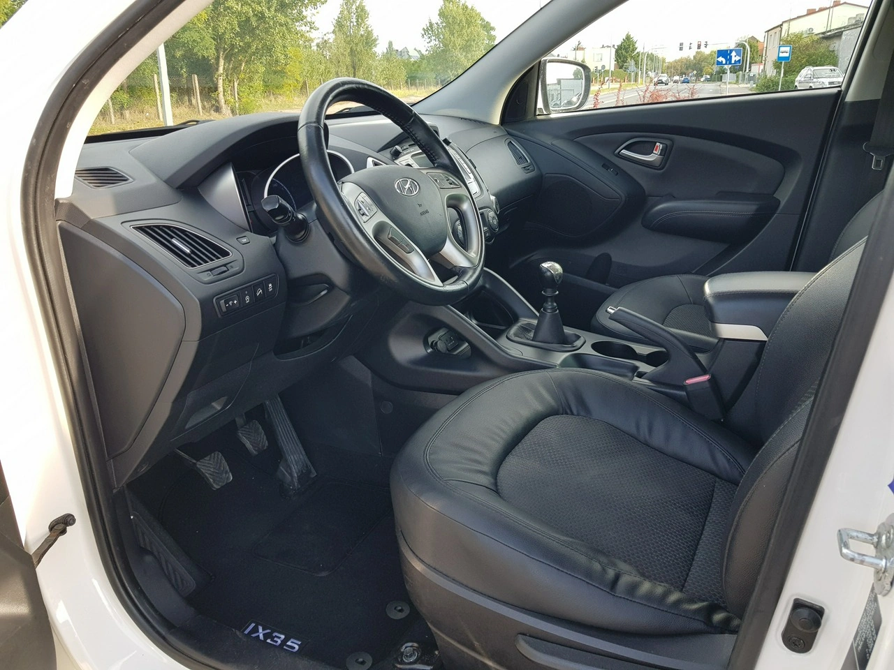 Hyundai ix35 - Zdjęcie 9
