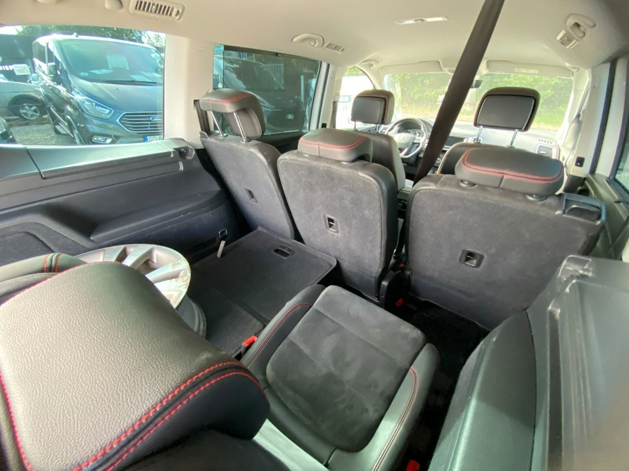 Seat Alhambra - Zdjęcie 33