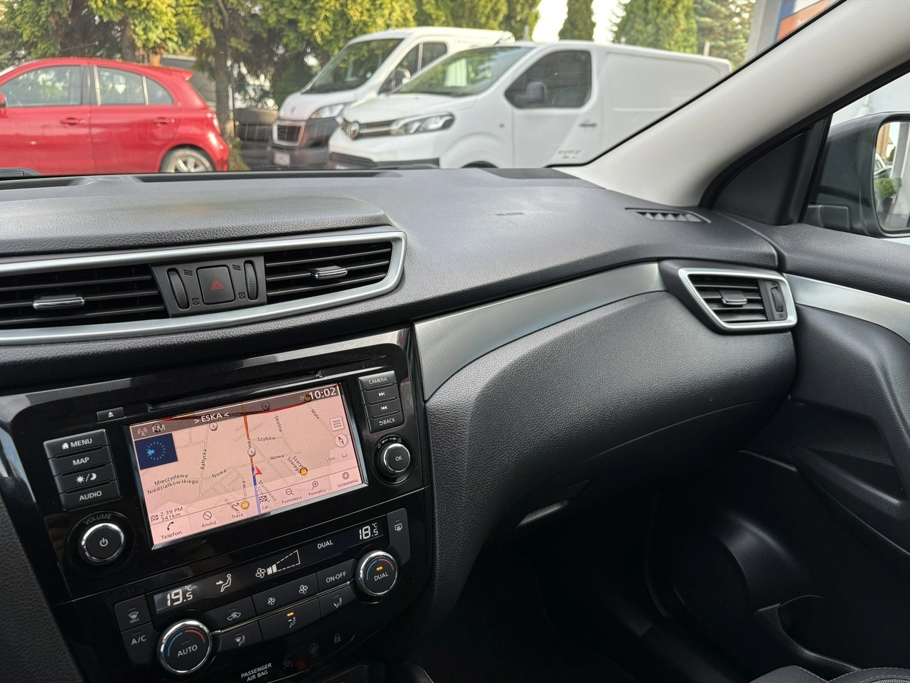 Nissan Qashqai - Zdjęcie 14