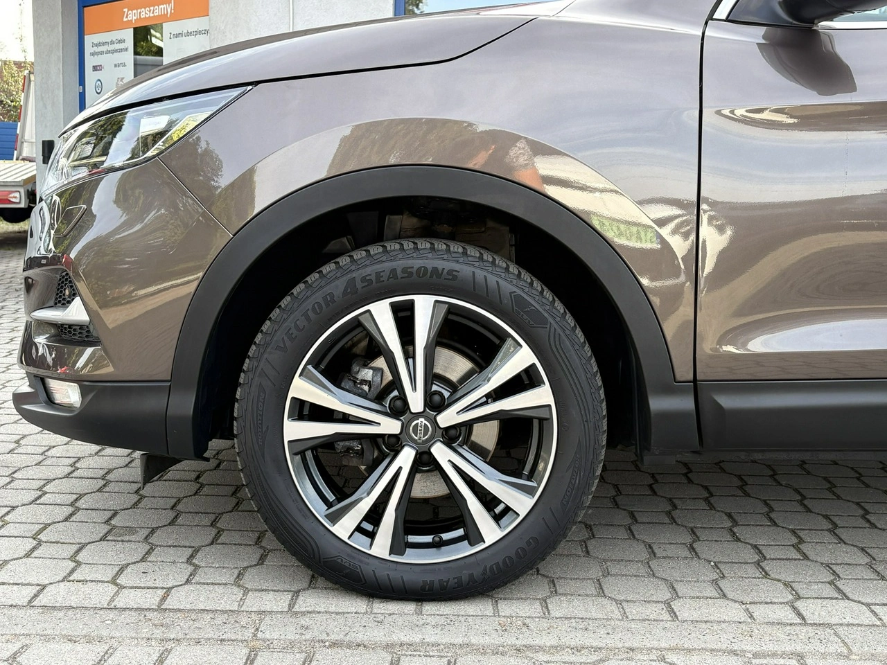 Nissan Qashqai - Zdjęcie 8