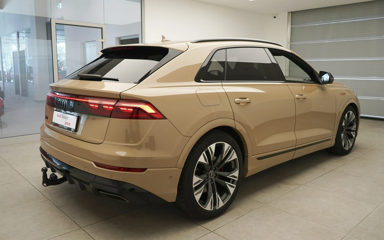 Audi Q8 - Zdjęcie 1