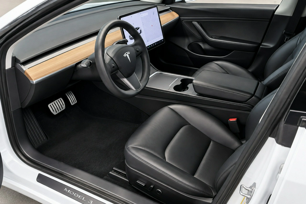 Tesla Model 3 - Zdjęcie 4