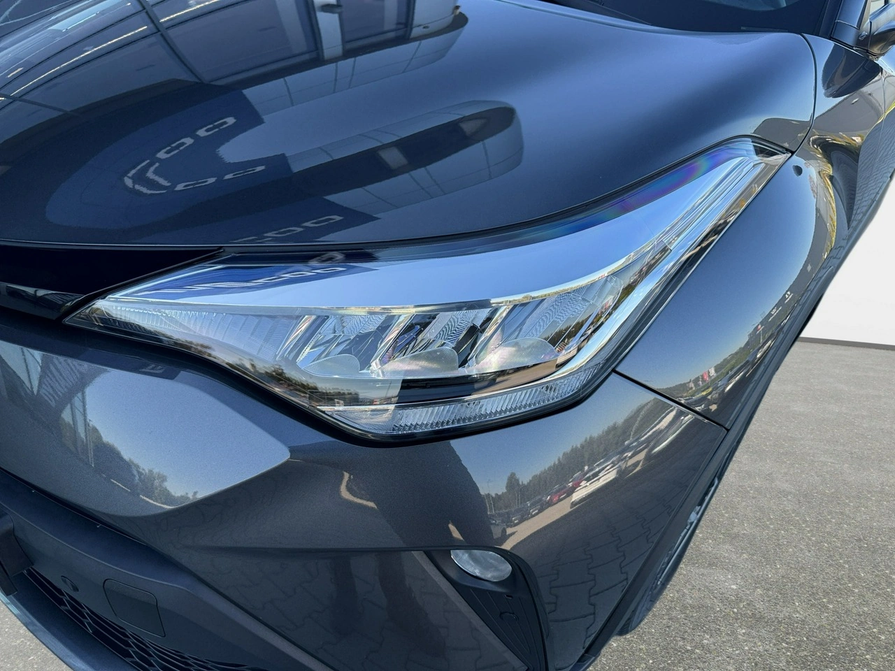 Toyota C-HR - Zdjęcie 8