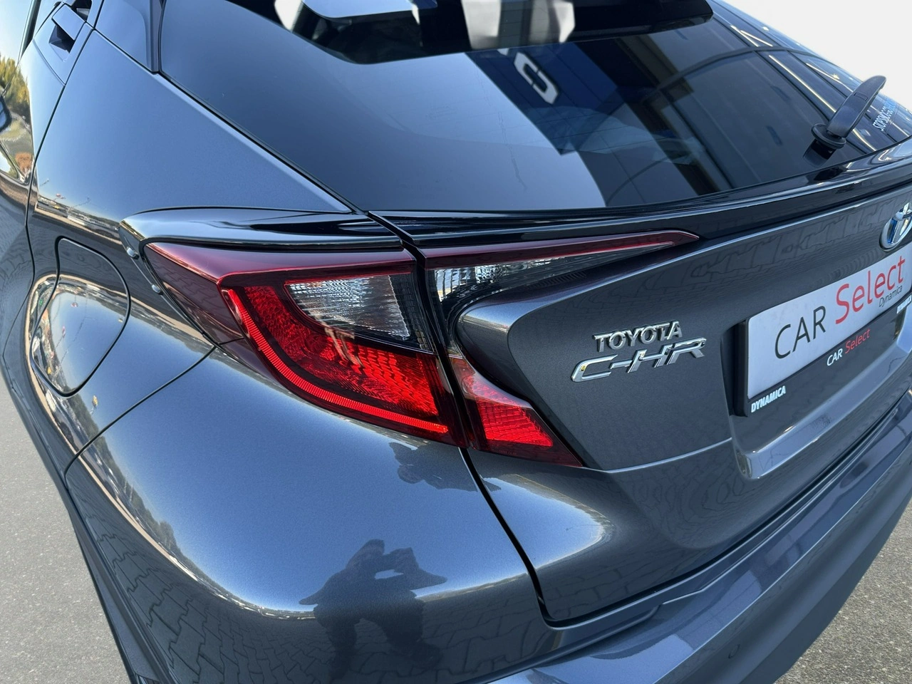 Toyota C-HR - Zdjęcie 10