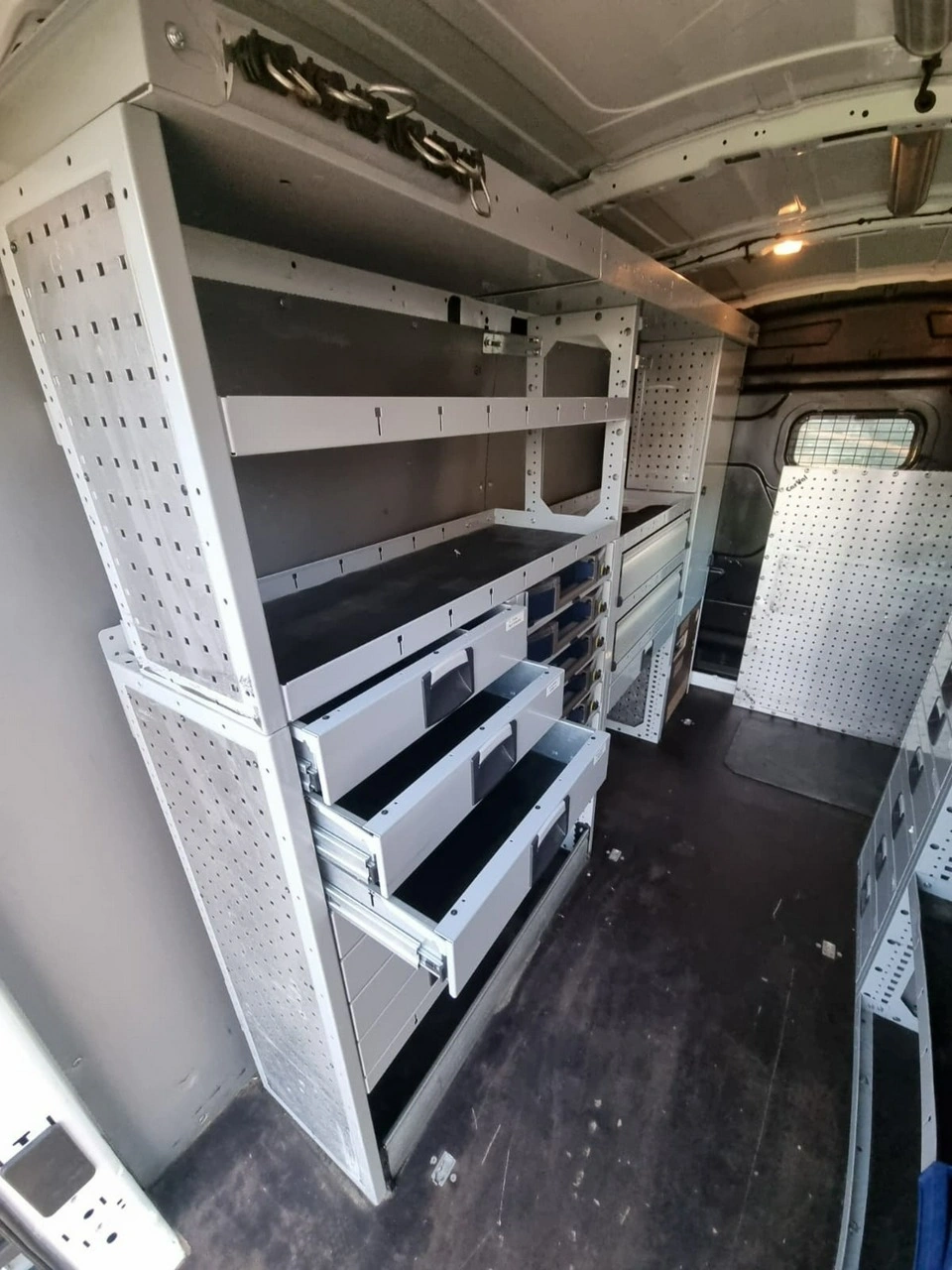 Ford Transit - Zdjęcie 22