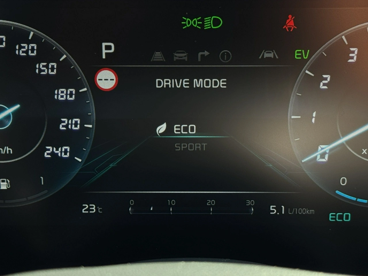 Kia Niro - Zdjęcie 15