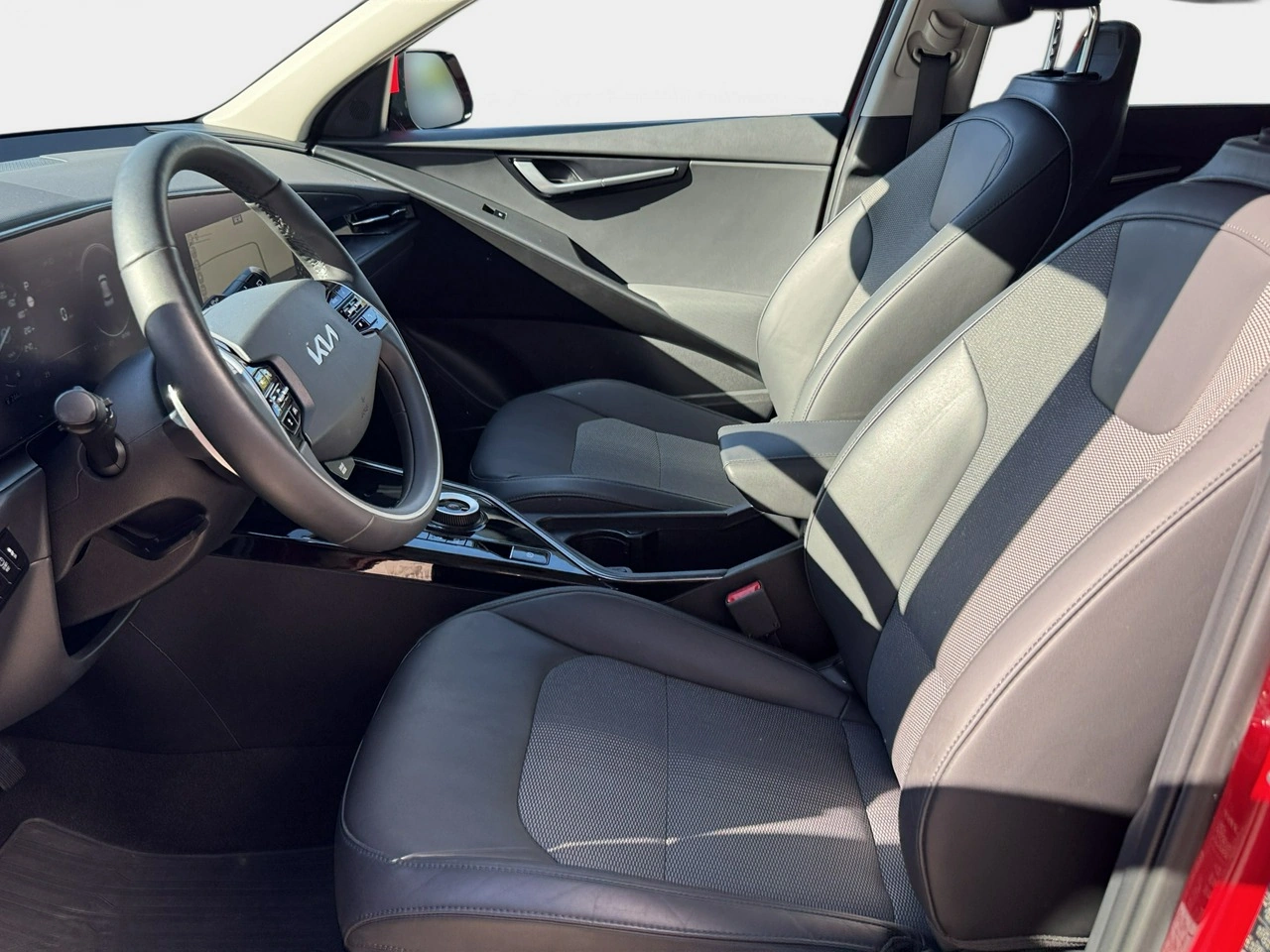 Kia Niro - Zdjęcie 25