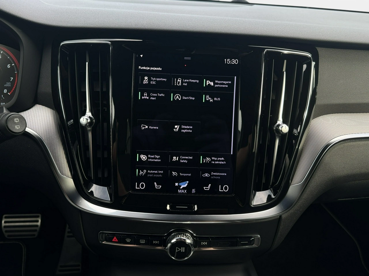 Volvo V60 - Zdjęcie 21
